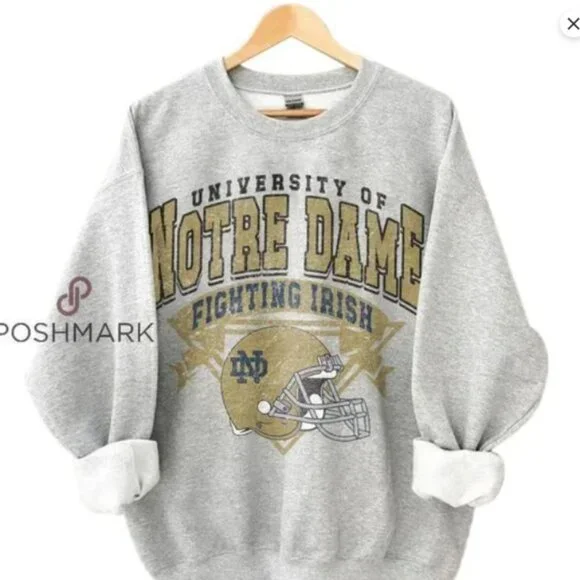 Notre Dame Fighting Irish Football NCAA Sweatshirt Shirt Sweater - Picture 2 of 3